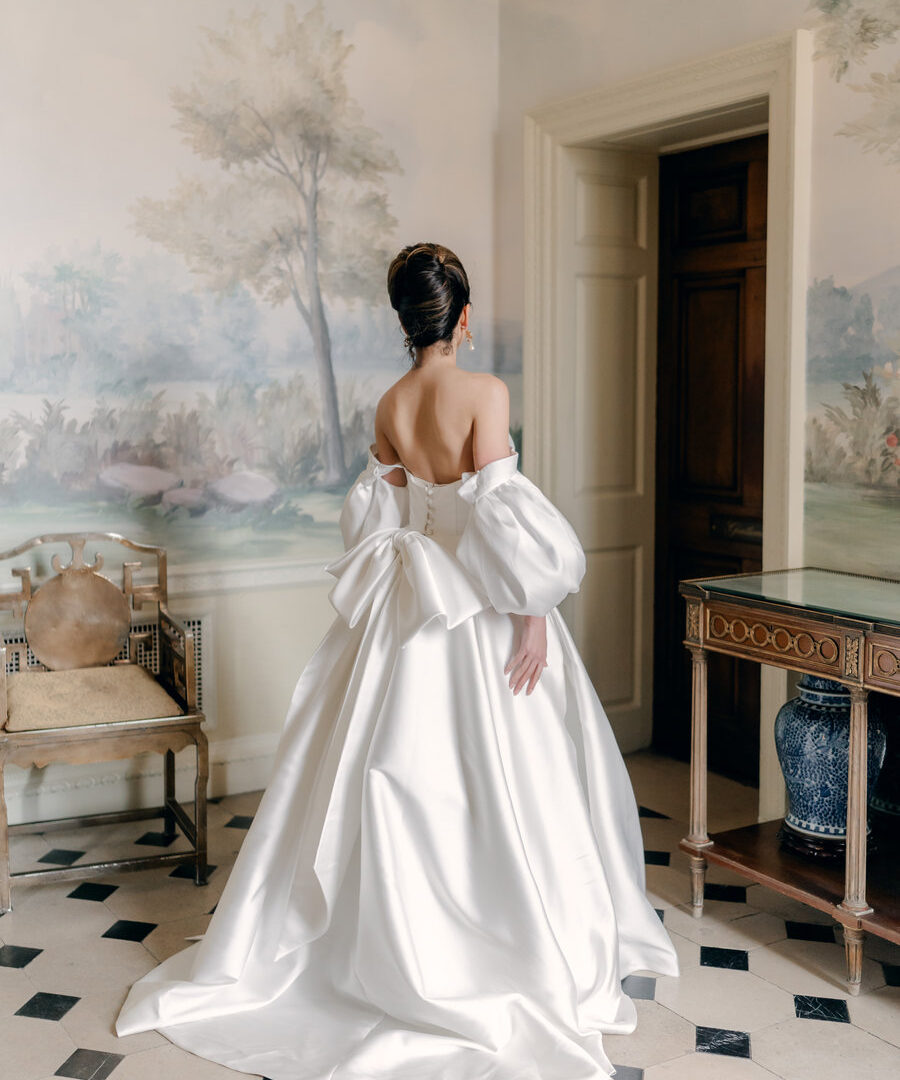 Hedsor House – Bride Dancing